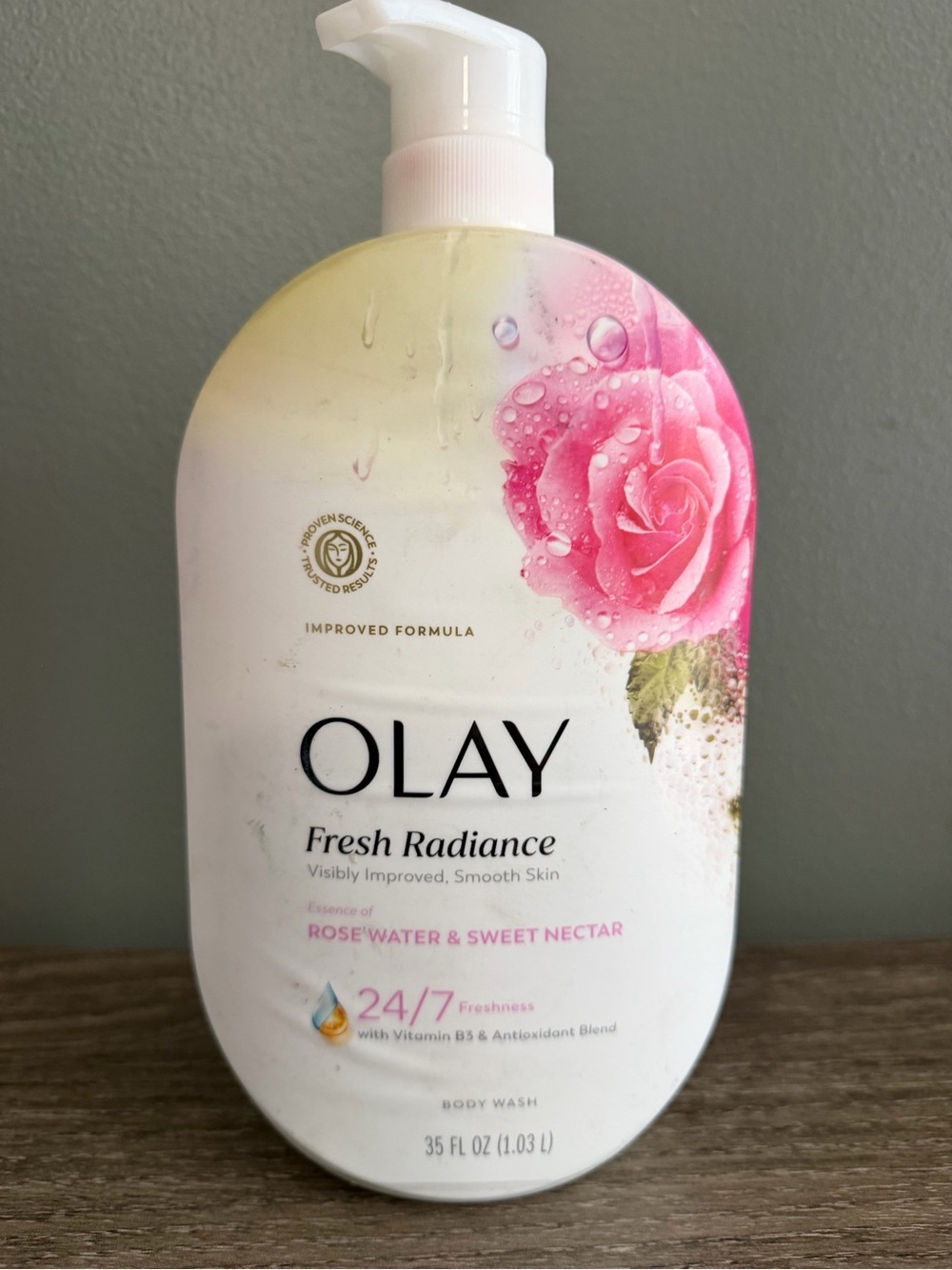 Olay Fresh Radiance Body Wash – Rosewater & Sweet Nectar